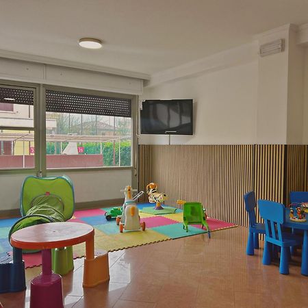 Hotel Concorde Bellaria-Igea Marina Esterno foto