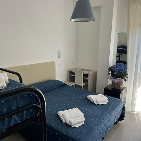 Hotel Concorde Bellaria-Igea Marina Esterno foto