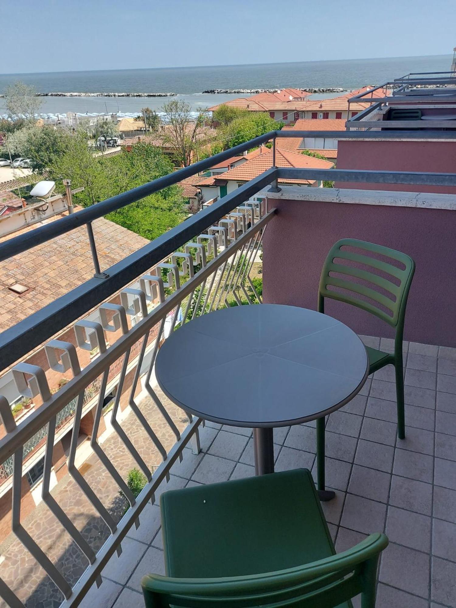 Hotel Concorde Bellaria-Igea Marina Esterno foto