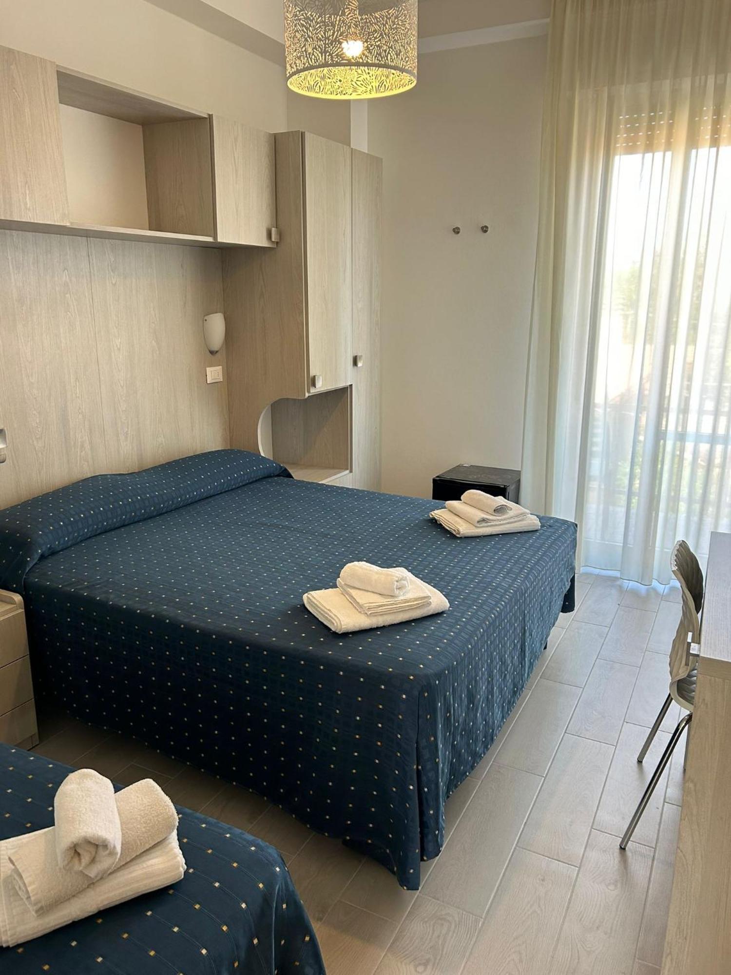 Hotel Concorde Bellaria-Igea Marina Esterno foto