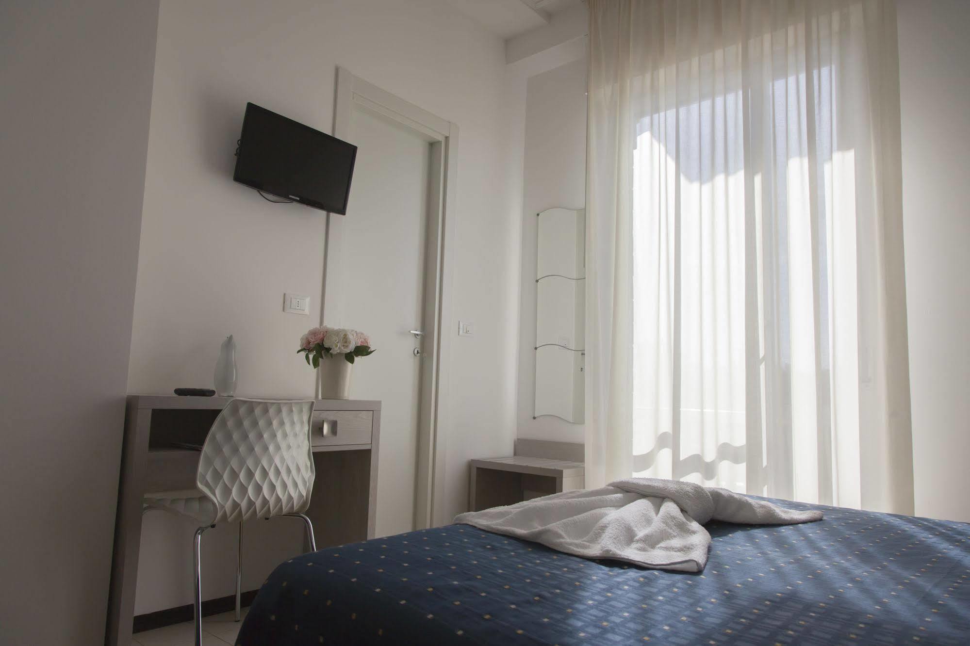Hotel Concorde Bellaria-Igea Marina Esterno foto